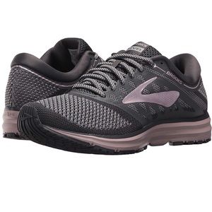 Brand New! Brooks Revel running shoes. Size 7.5
